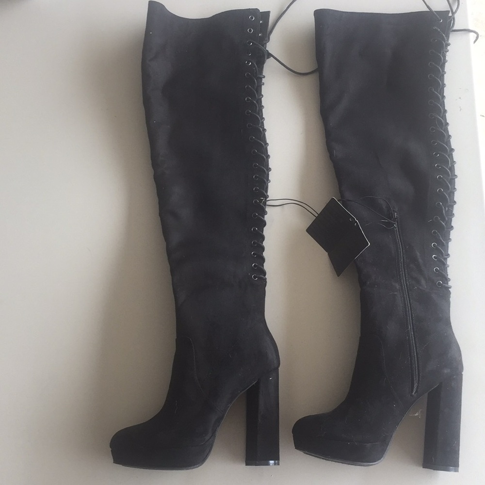 NWT Suede knee high lace up boots